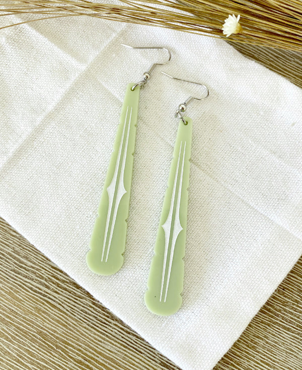Mere earring by Mako Design