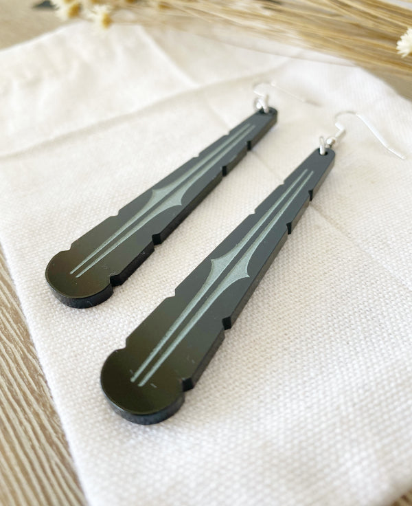 Mere earring by Mako Design