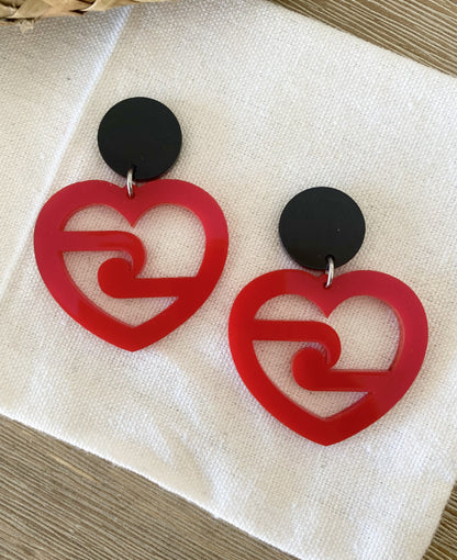 Rangatiratanga heart earring by Mako Design