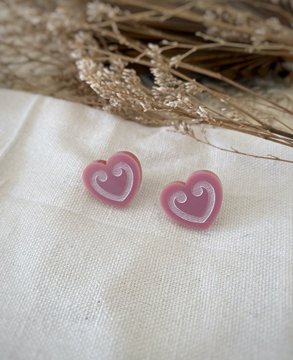 Maori manawa pink heart earrings